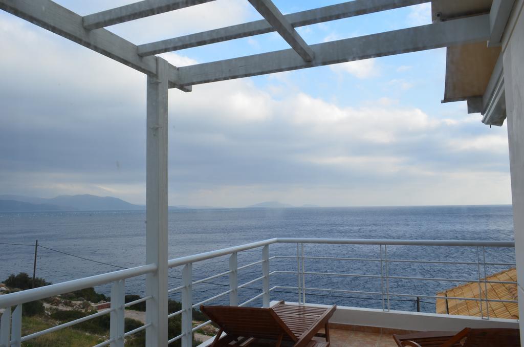 Giorgis Home Seafront Schinias Extérieur photo